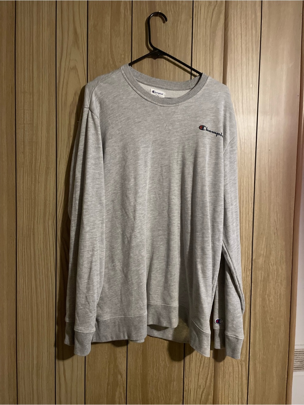 Champion Men's XL Gray Crewneck Sweatshirt